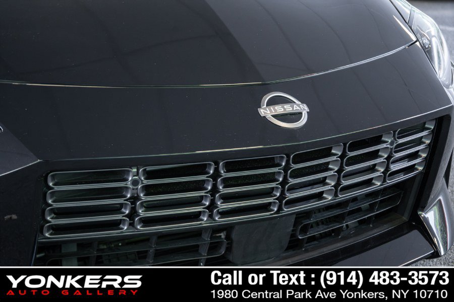 Used 2024 Nissan Z Performance w/ Floor Mat Package RWD image 8