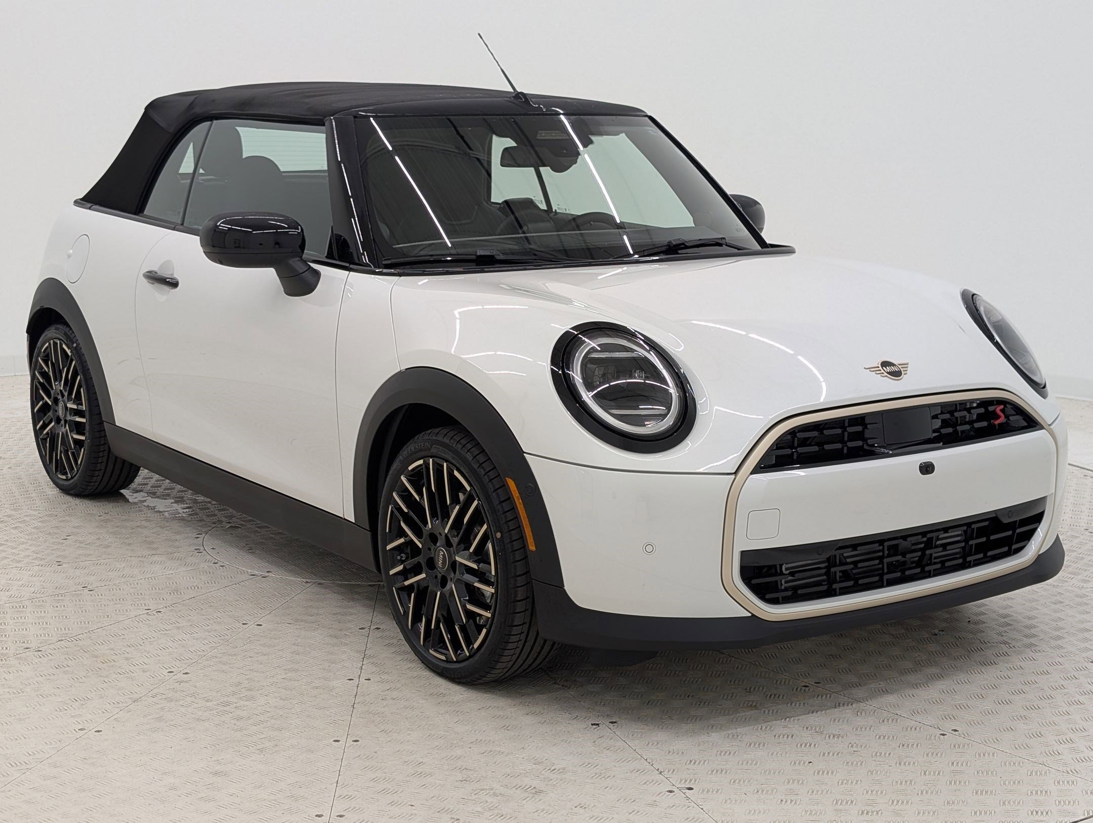 New 2026 MINI Cooper S image 26