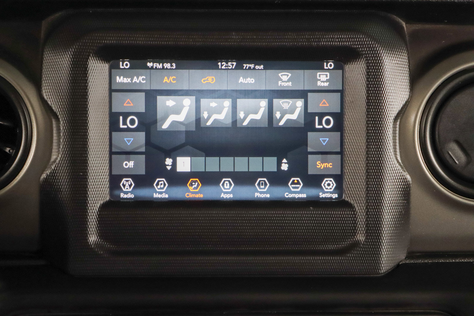 Used 2018 Jeep Wrangler Unlimited Sport S image 19