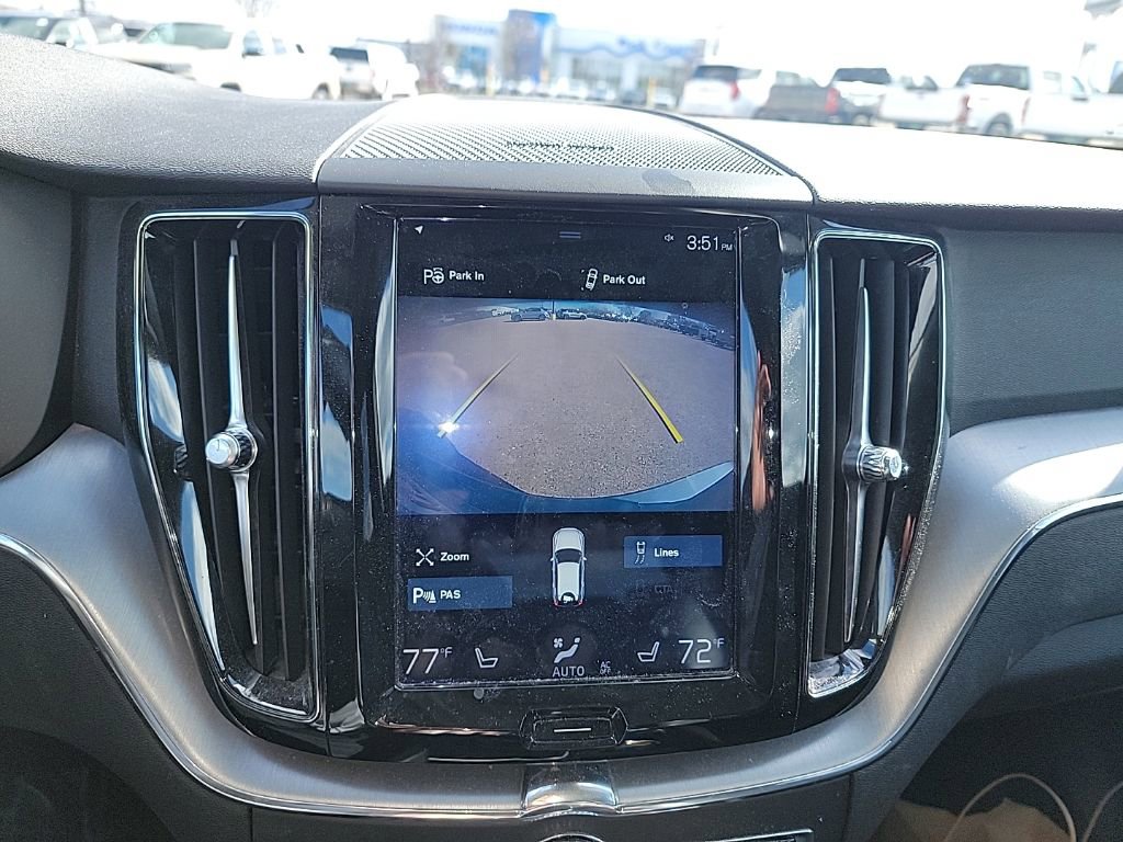Used 2019 Volvo XC60 T6 Momentum w/ Multimedia Package image 33
