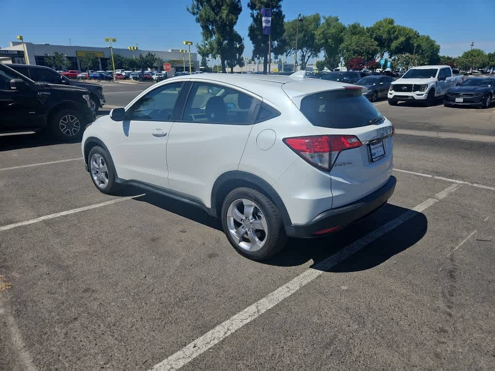 Used 2021 Honda HR-V LX image 5