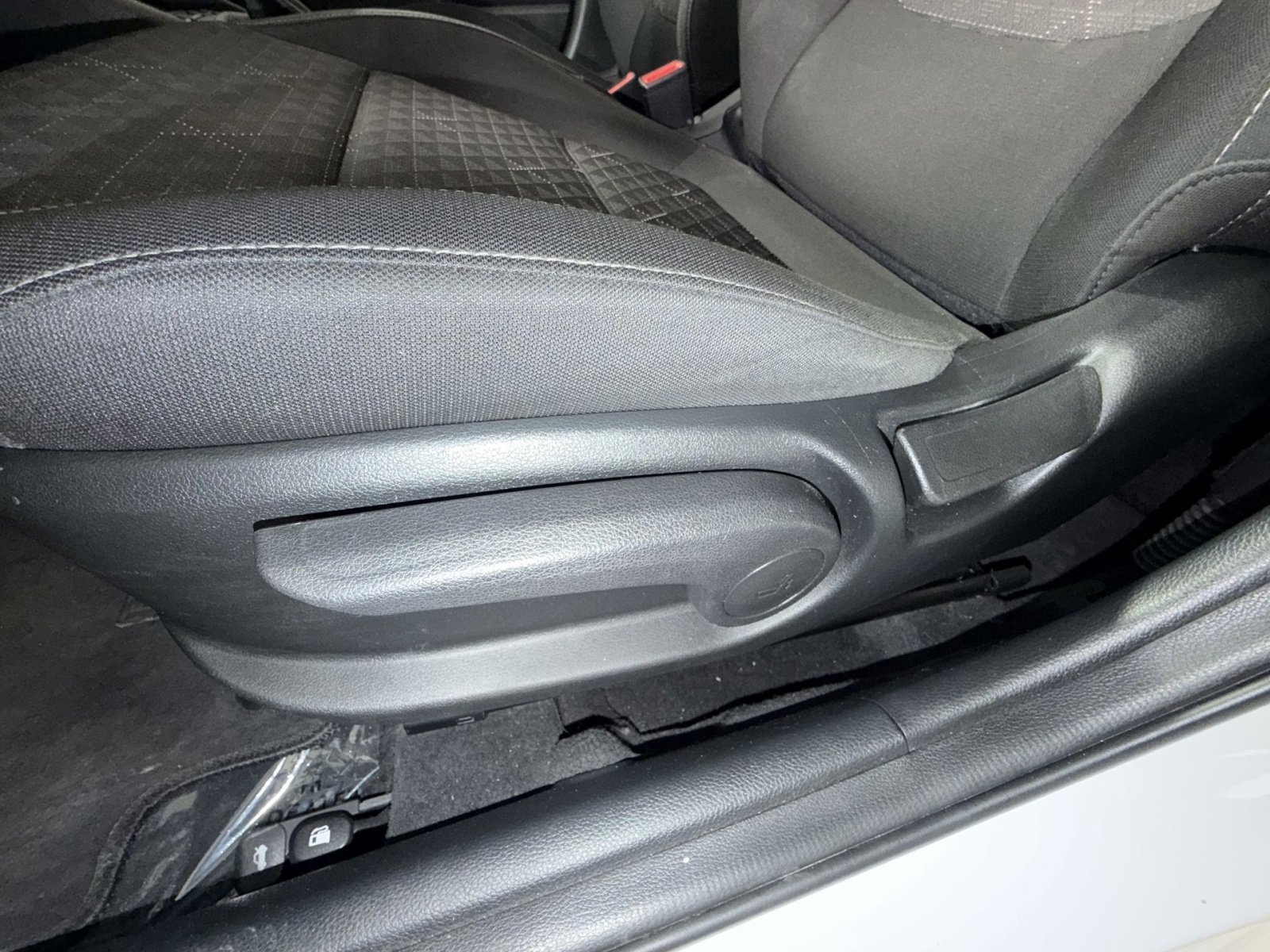 Used 2022 Kia Rio LX image 14