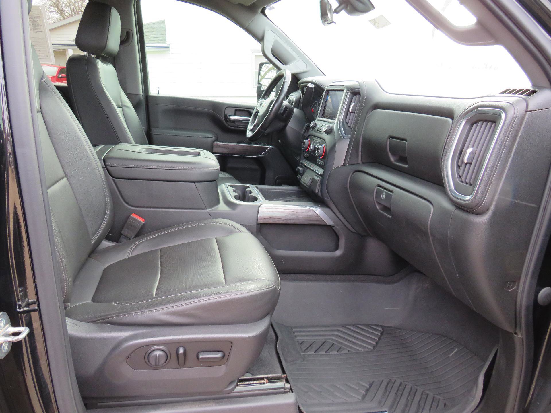 Used 2020 Chevrolet Silverado 2500 LTZ w/ LTZ Plus Package image 14