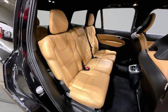 Certified 2024 Volvo XC90 B6 Ultimate w/ Protection Package Premier image 30