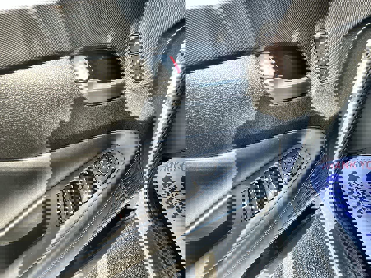 Used 2022 Hyundai Santa Fe Limited w/ Cargo Package image 24