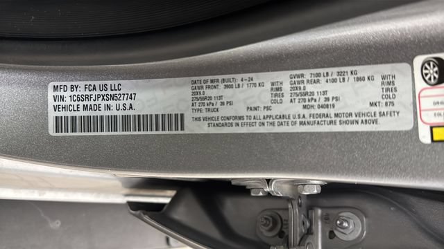 Used 2025 RAM 1500 Laramie w/ Sport Appearance Package AWD/4WD image 29