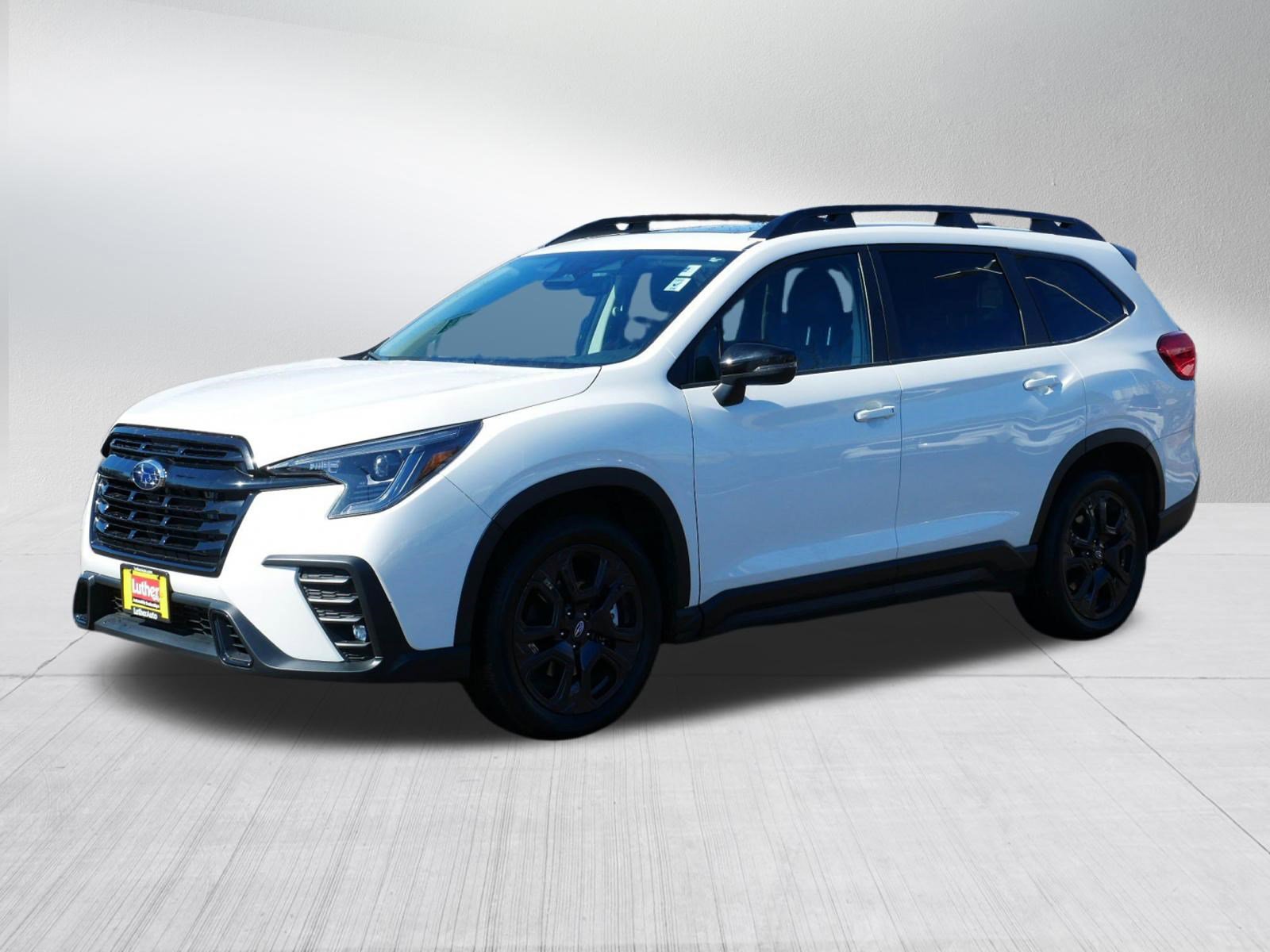 Used 2023 Subaru Ascent Onyx Edition image 3