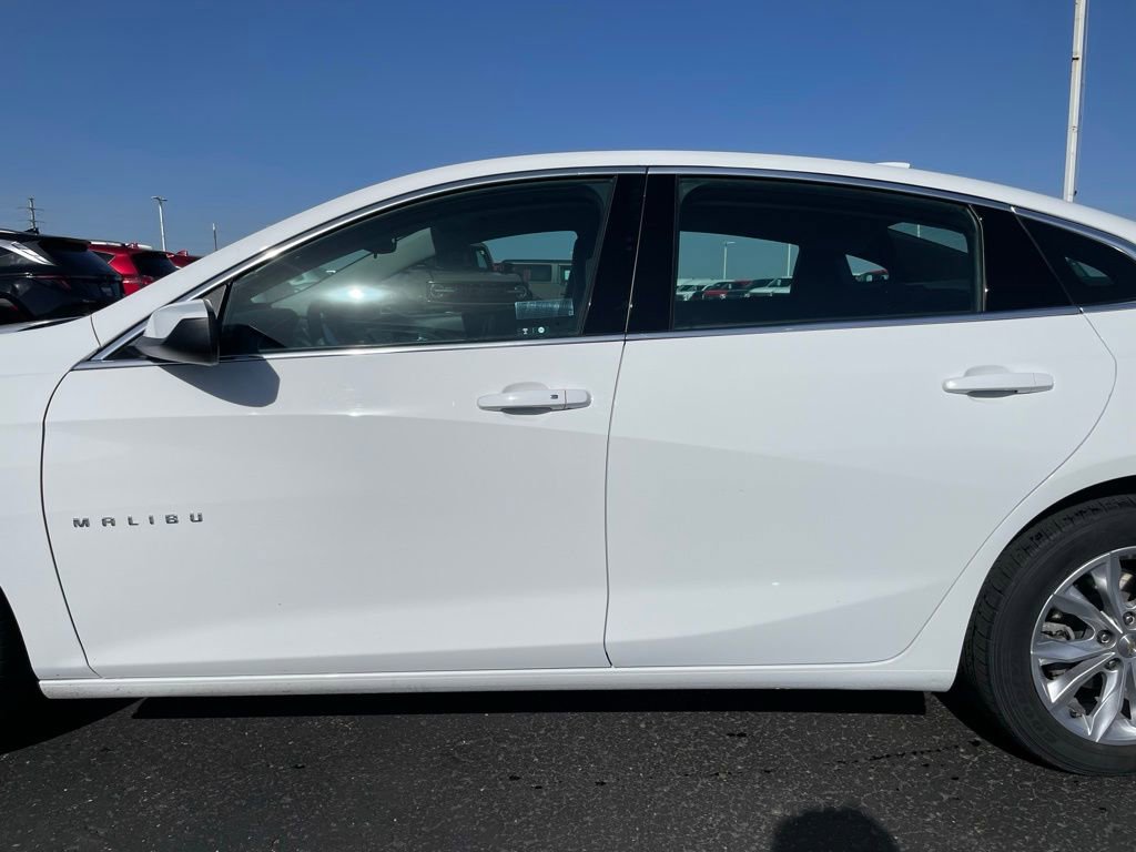 Used 2023 Chevrolet Malibu LT FWD image 33