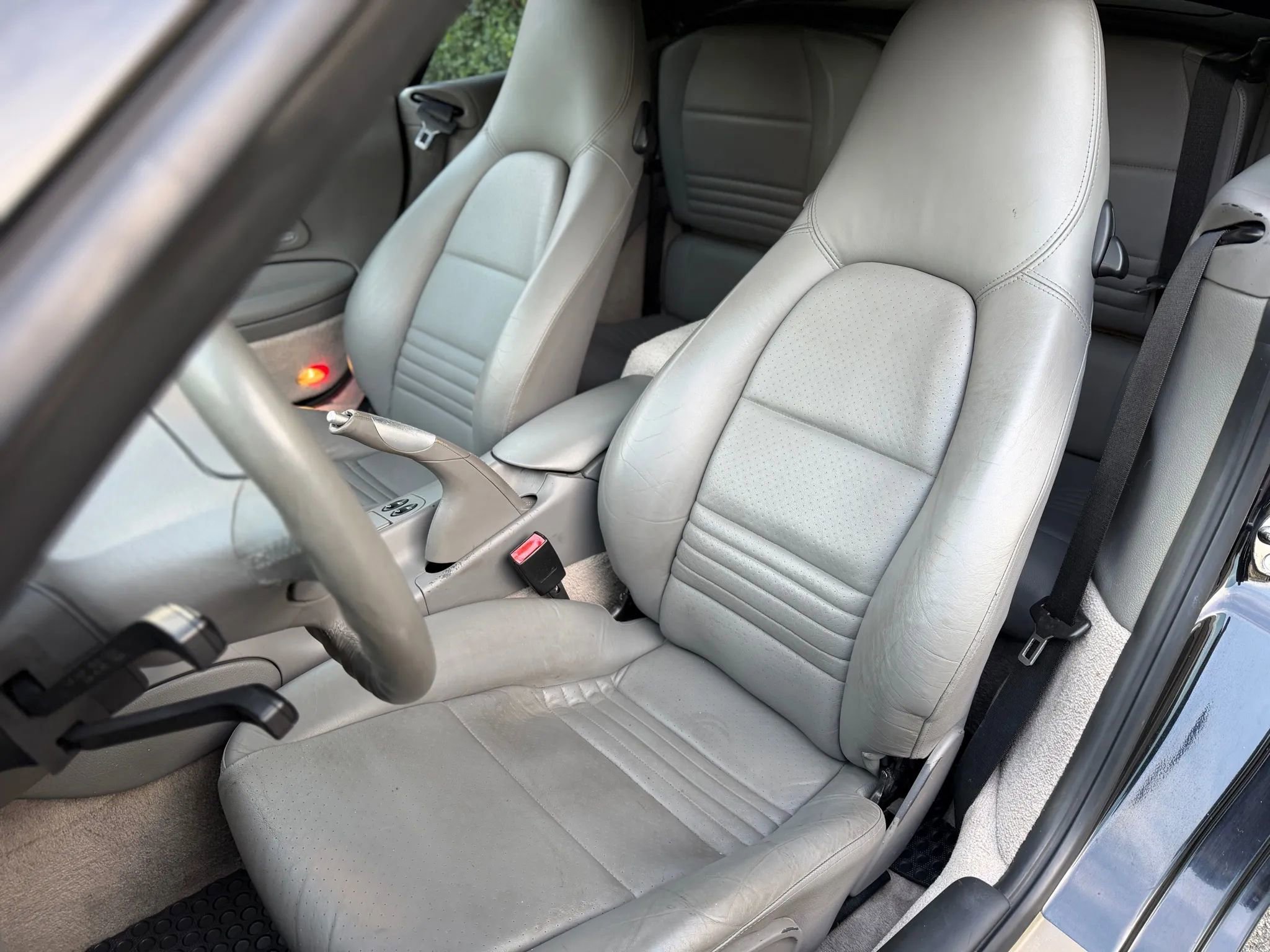 Used 2003 Porsche 911 Carrera 4 image 20