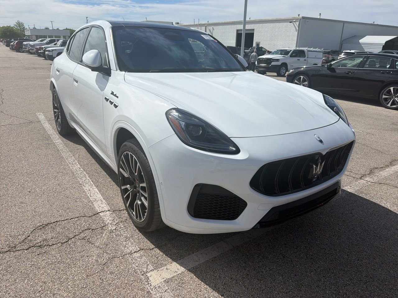 Used 2023 Maserati Grecale Modena image 2