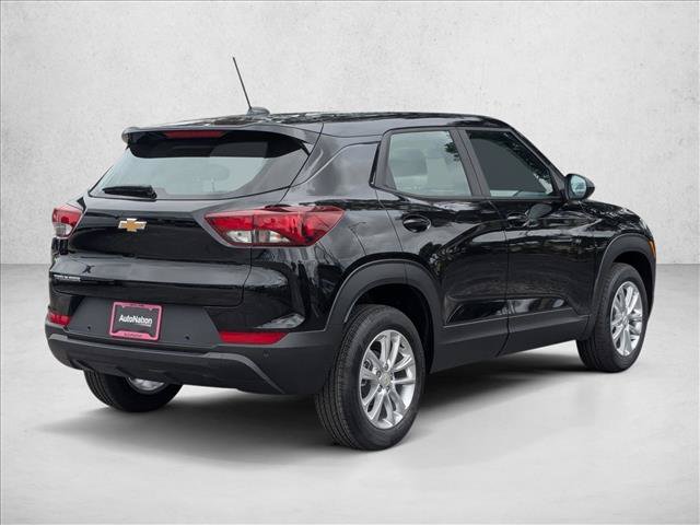 New 2026 Chevrolet TrailBlazer LS w/ LS Confidence Package FWD video 2
