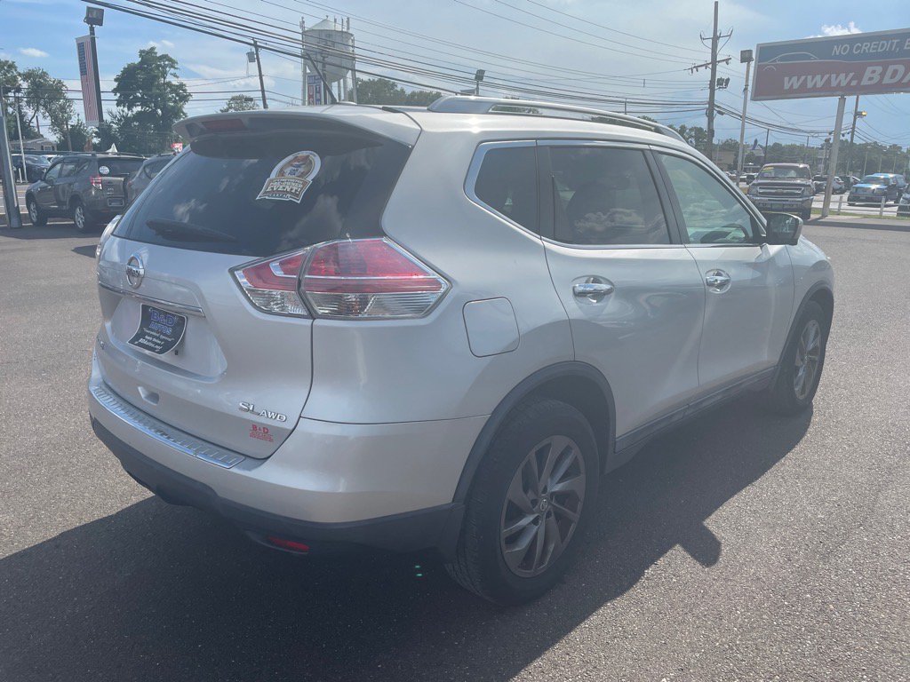 Used 2016 Nissan Rogue SL w/ SL Premium Package AWD/4WD image 3