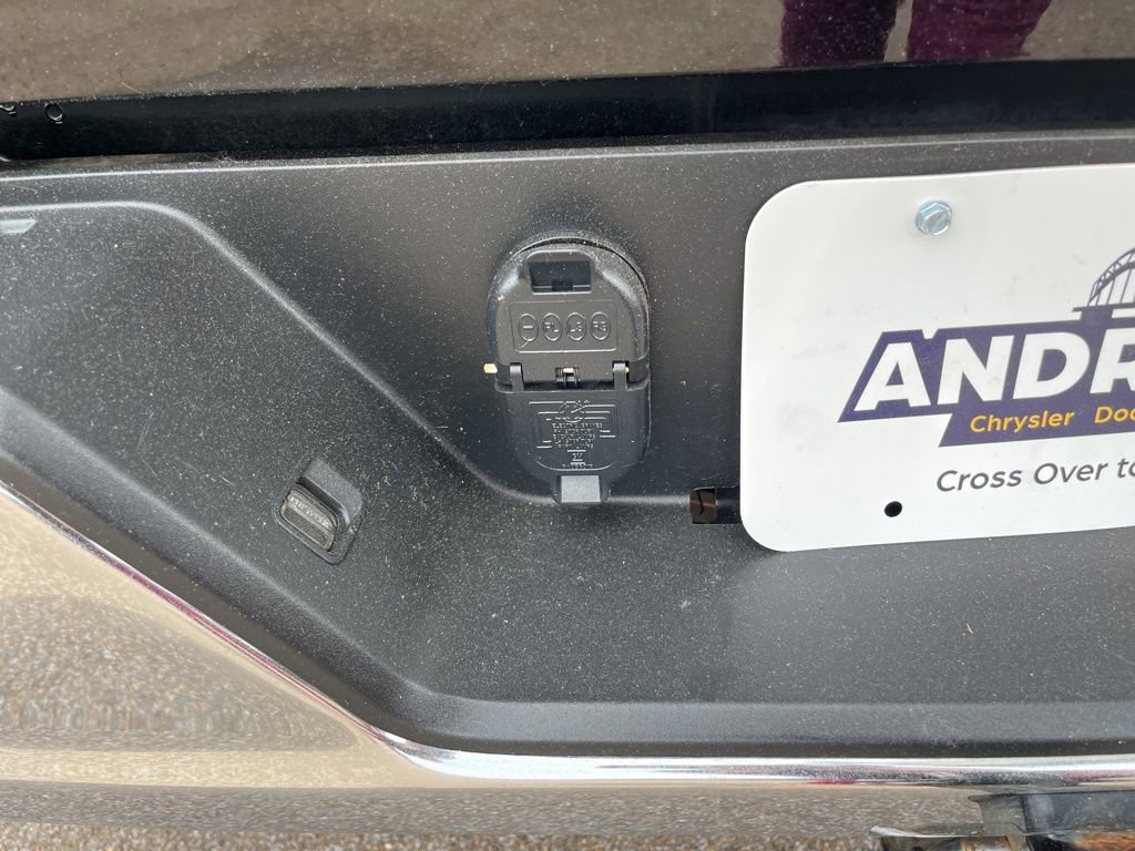 Used 2021 GMC Sierra 1500 SLT image 28