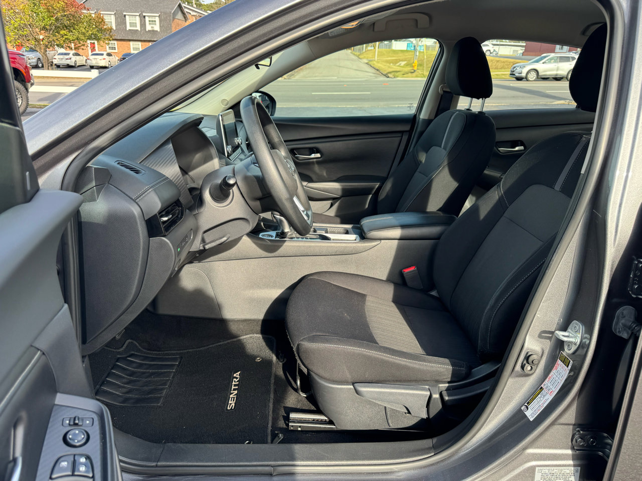 Used 2023 Nissan Sentra SV image 15