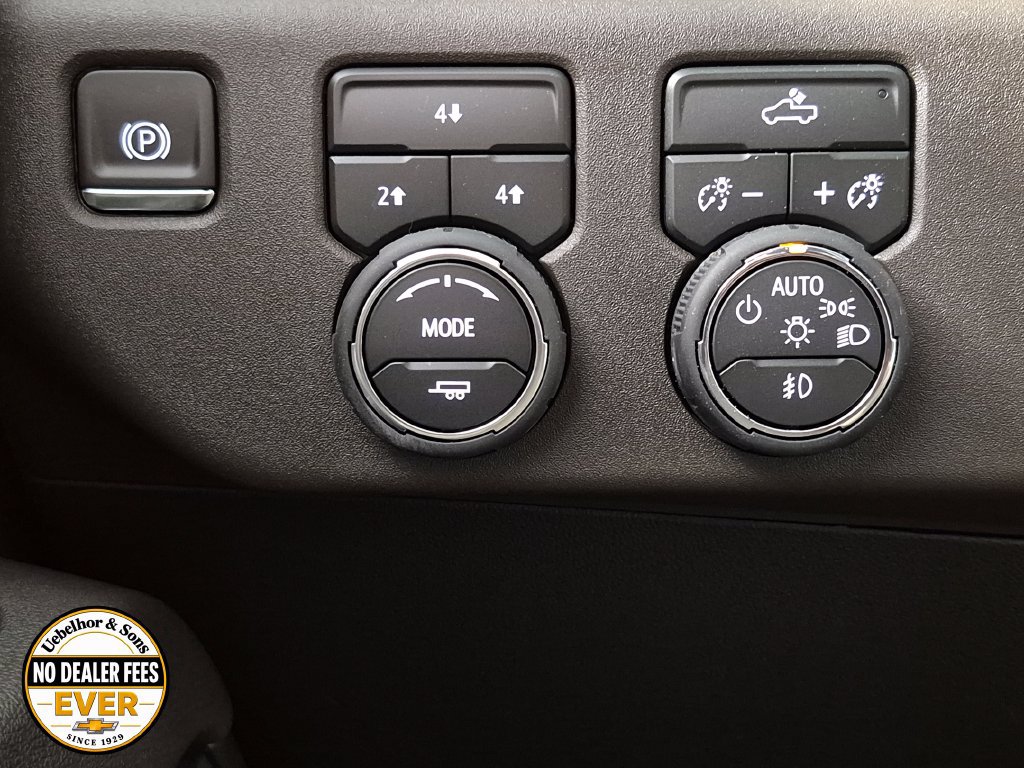 New 2026 Chevrolet Silverado 2500 LT w/ Convenience Package AWD/4WD image 18