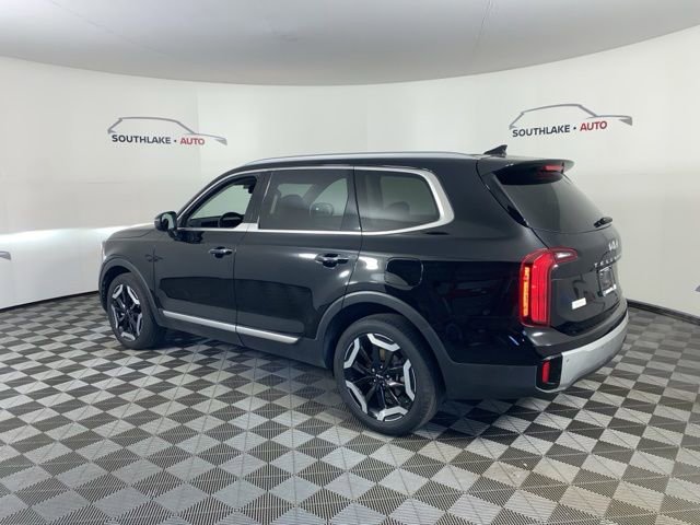 Certified 2024 Kia Telluride S image 6