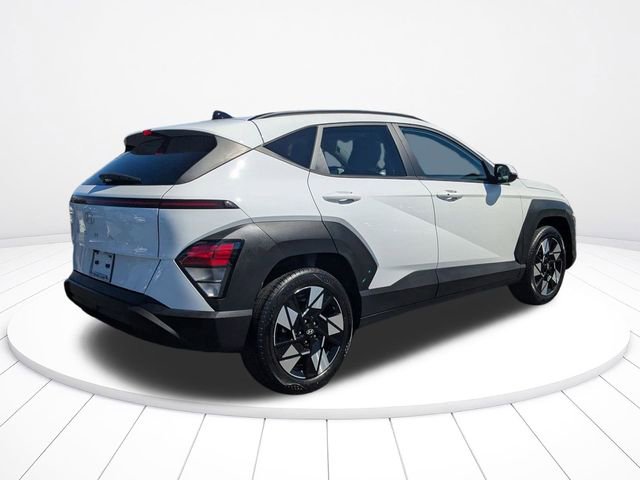 Used 2024 Hyundai Kona SEL image 3