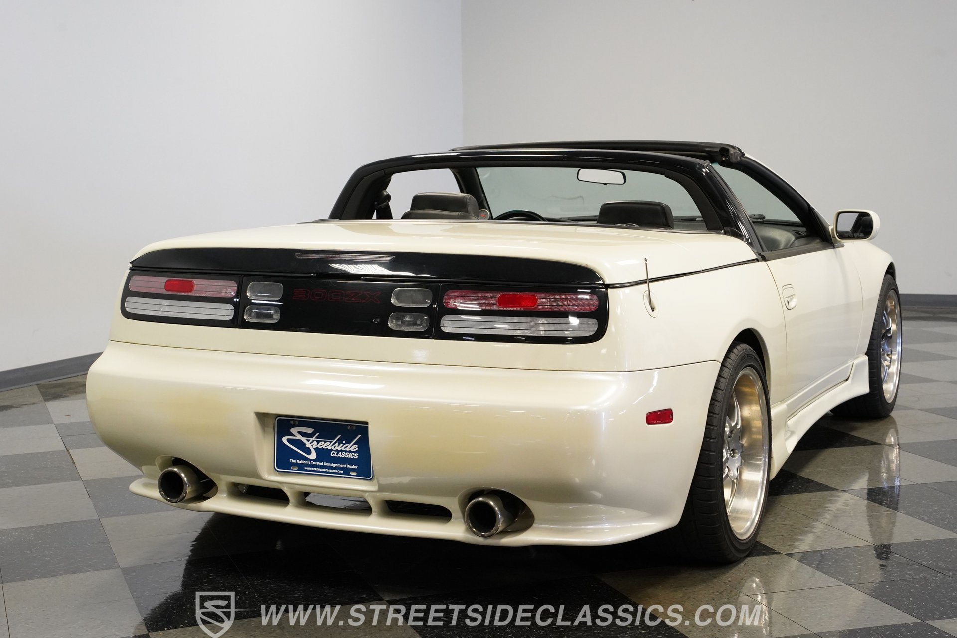 Used 1993 Nissan 300ZX Convertible RWD image 12