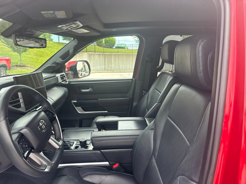 Used 2025 Toyota Tundra Platinum AWD/4WD image 20