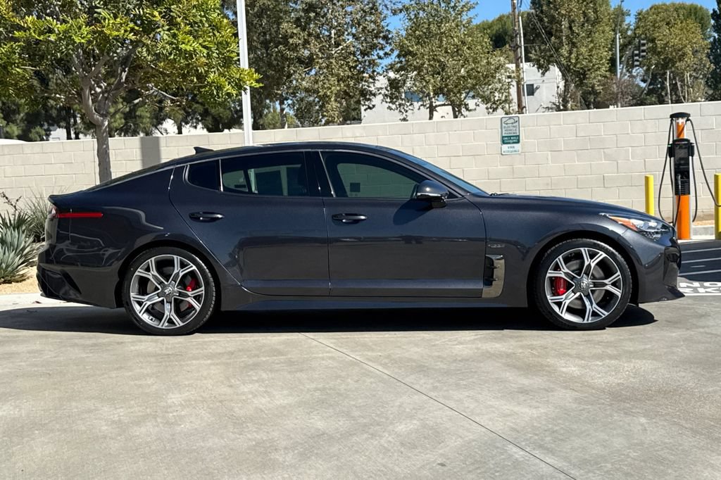 Used 2021 Kia Stinger GT1 RWD image 6