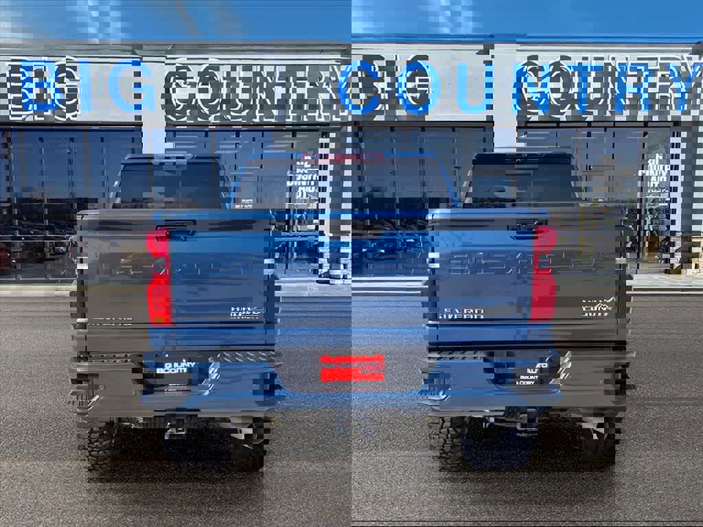 Used 2024 Chevrolet Silverado 2500 High Country w/ High Country Premium Package image 4