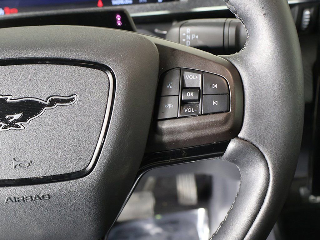 Used 2025 Ford Mustang Mach-E Premium image 39