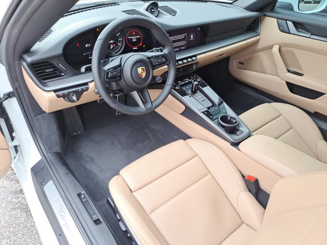 Used 2024 Porsche 911 Targa 4S image 4