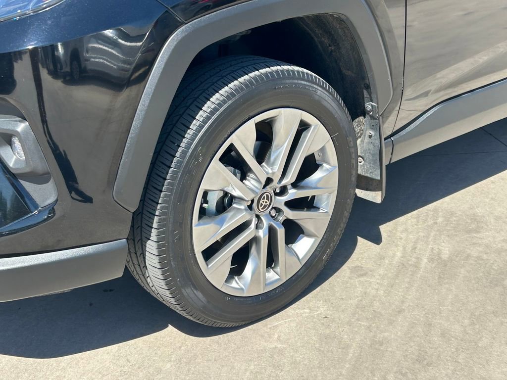 Certified 2024 Toyota RAV4 XLE Premium image 9