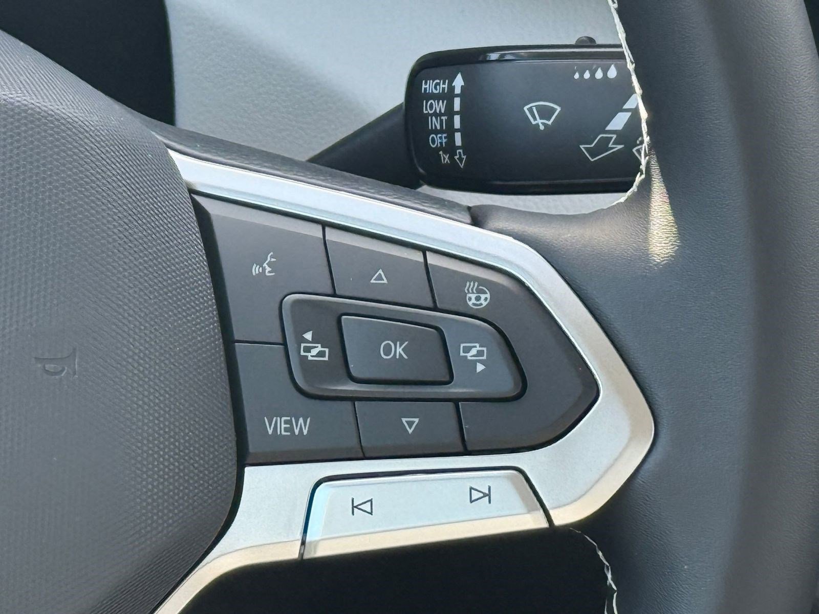 New 2026 Volkswagen Taos S image 22