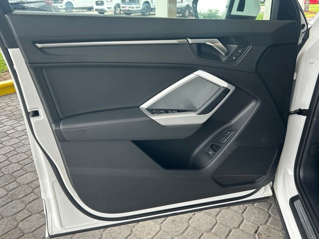 Used 2023 Audi Q3 2.0T Premium image 37