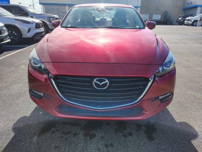 Used 2018 MAZDA MAZDA3 Touring FWD image 2