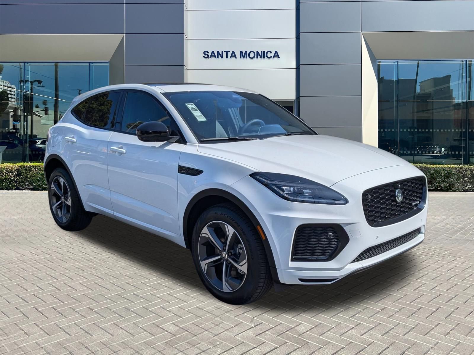 Used 2024 Jaguar E-PACE R-Dynamic SE image 7