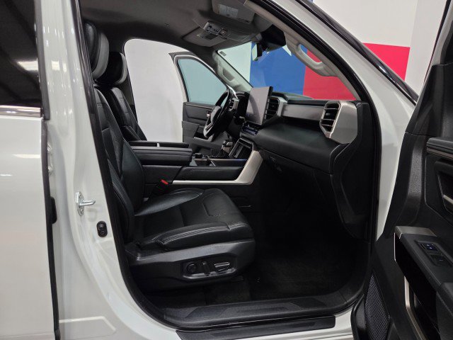 Used 2022 Toyota Tundra Limited image 8