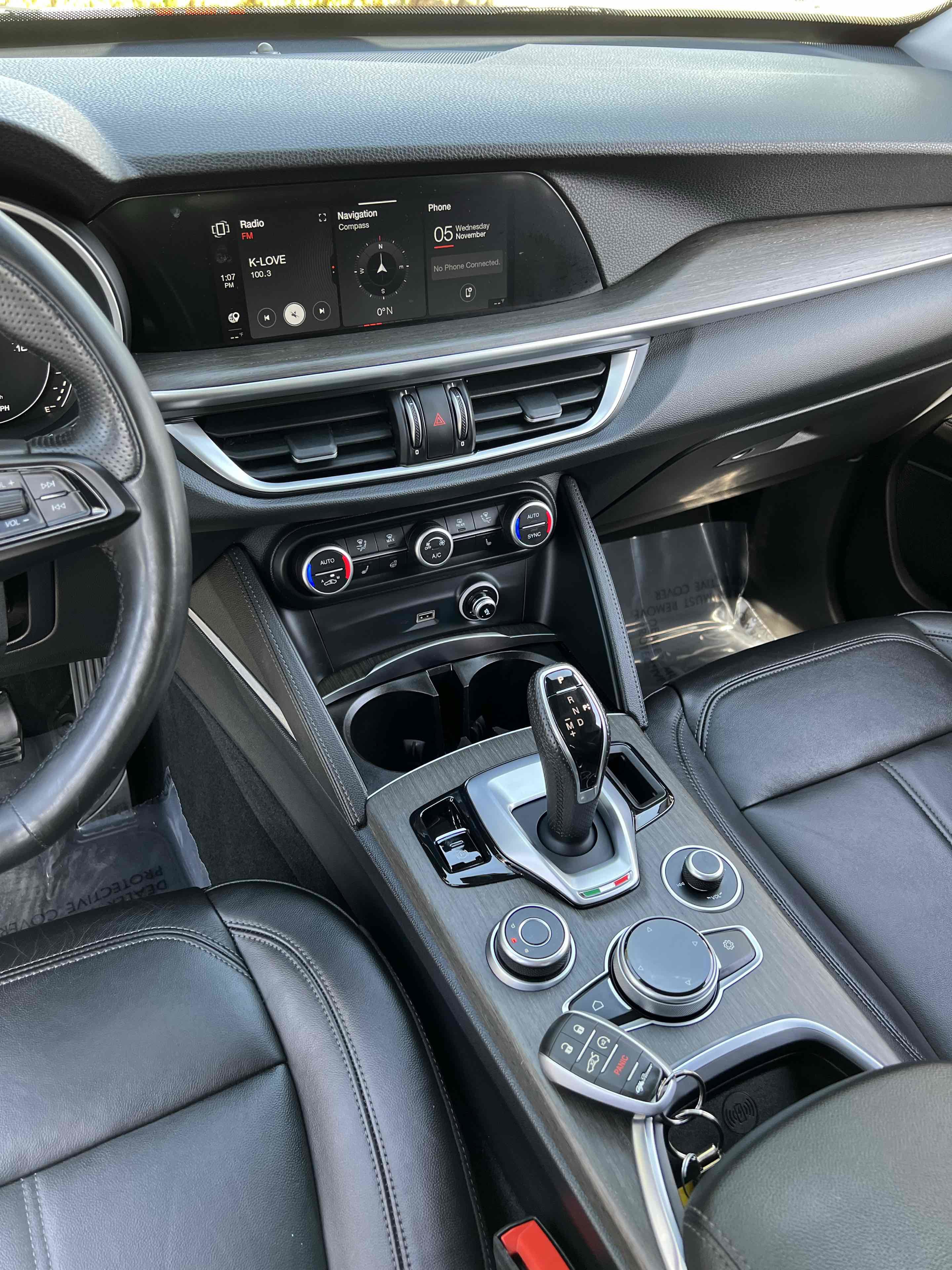 Used 2020 Alfa Romeo Stelvio Ti w/ Nero Edizione image 9