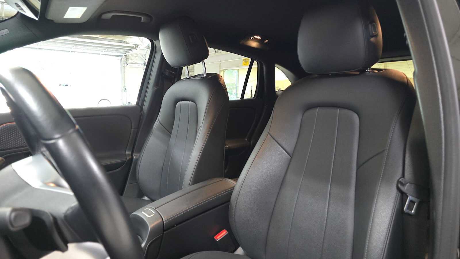 Used 2025 Mercedes-Benz GLA 250 image 52