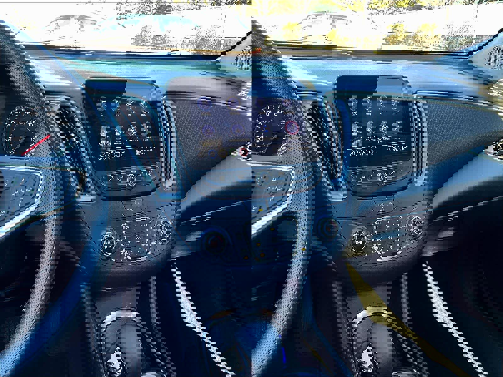 Used 2024 Chevrolet Malibu LT image 18