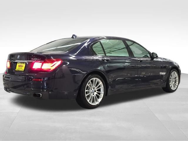 Used 2013 BMW 740Li xDrive image 7