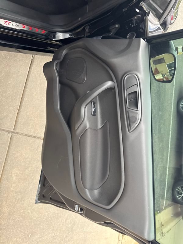 Used 2019 Ford Fiesta ST-Line FWD image 14