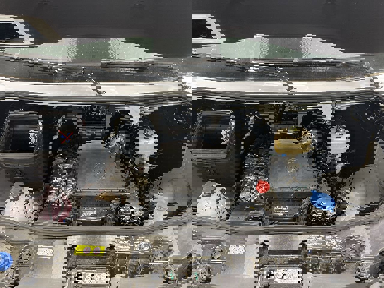 Used 2025 Mercedes-Benz Sprinter 2500 image 3