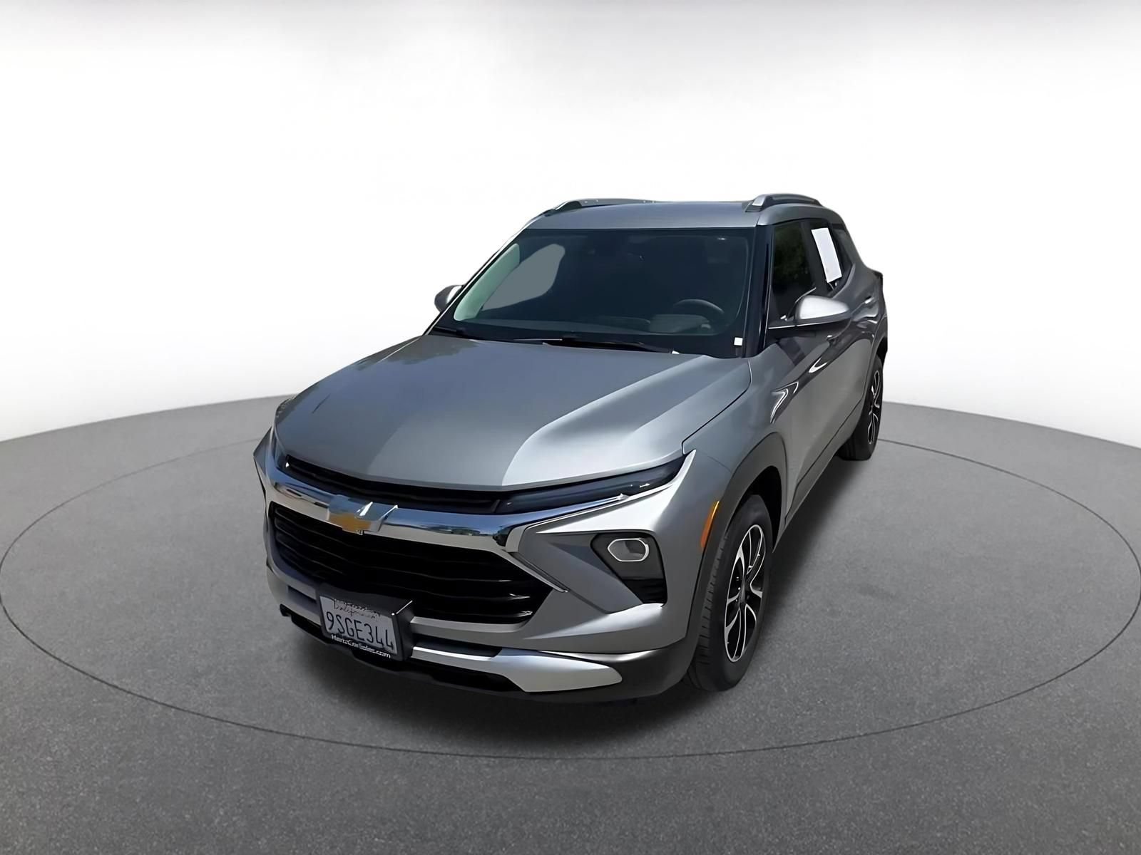 Used 2025 Chevrolet TrailBlazer LT FWD image 7