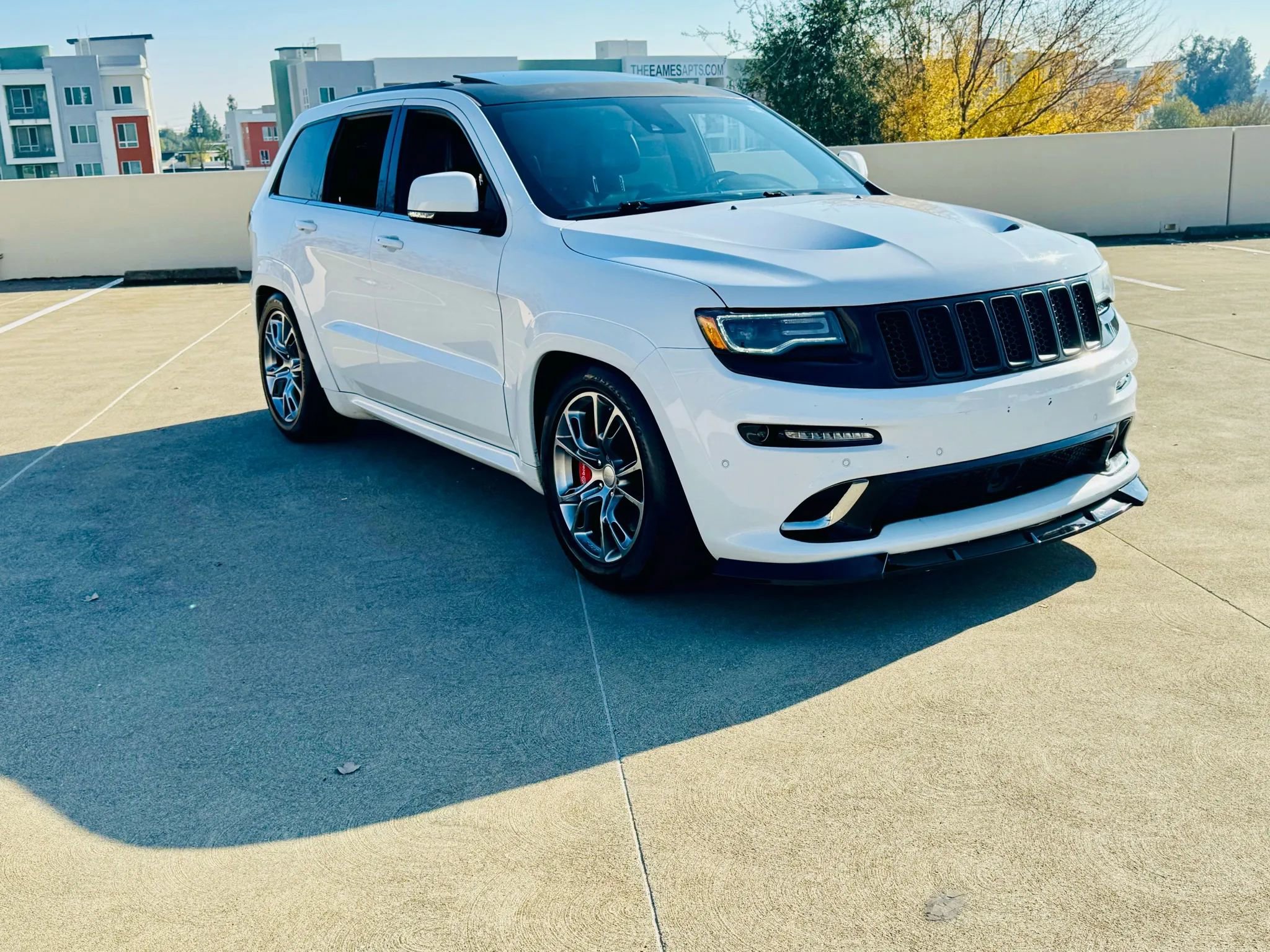 Used 2014 Jeep Grand Cherokee SRT8 w/ Luxury Group II image 13