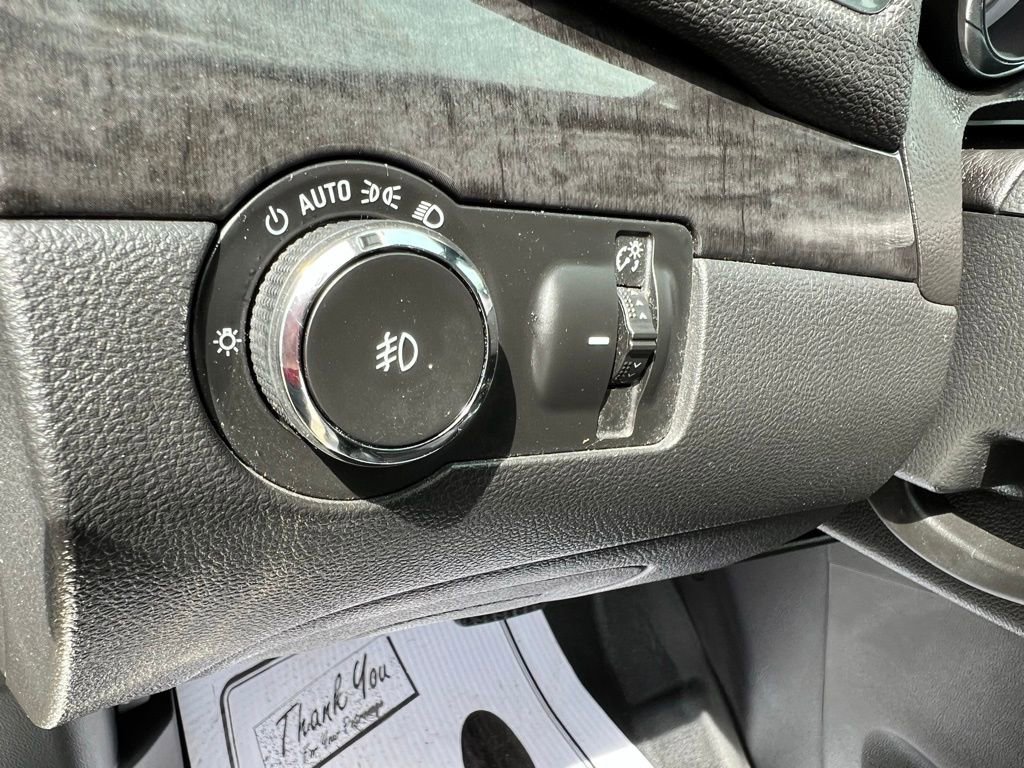 Used 2015 Buick Encore Leather FWD image 28
