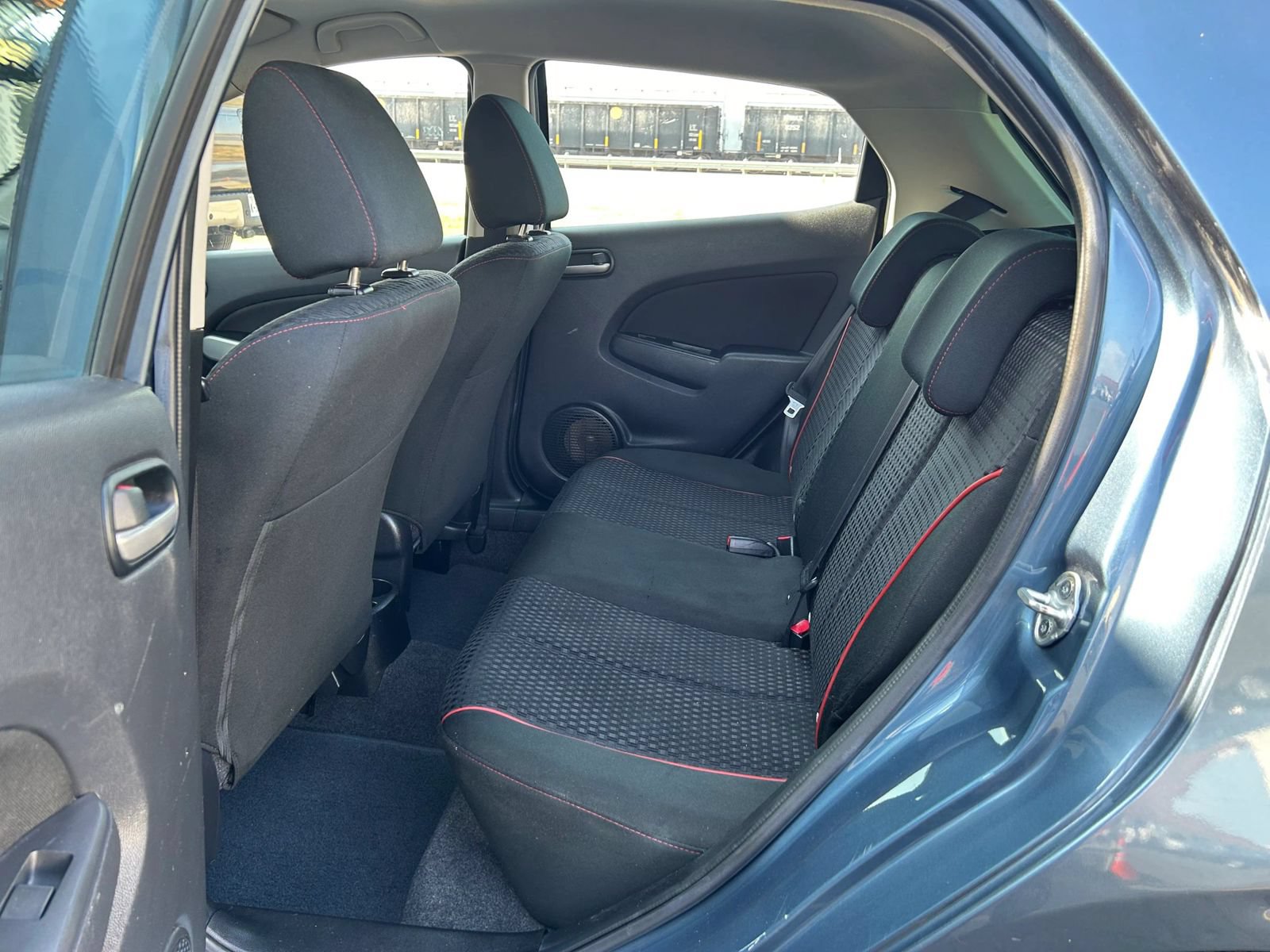 Used 2014 MAZDA MAZDA2 Touring FWD image 23