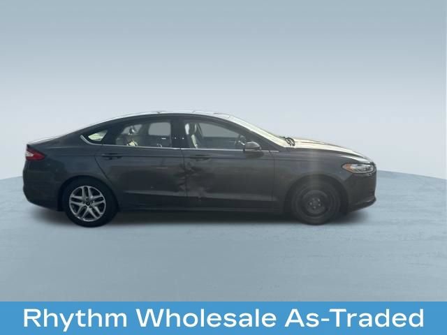 Used 2015 Ford Fusion SE FWD image 9