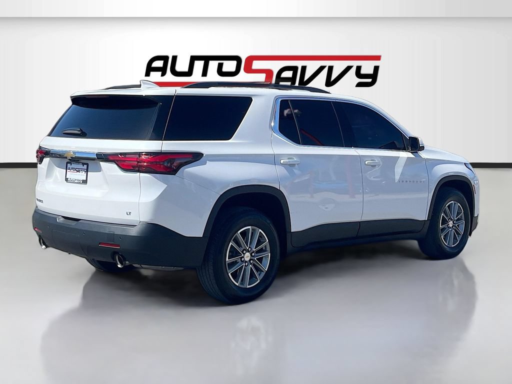 Used 2023 Chevrolet Traverse LT FWD image 7