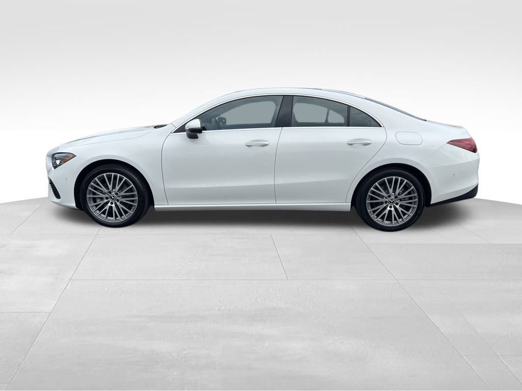 Used 2025 Mercedes-Benz CLA 250 4MATIC image 4