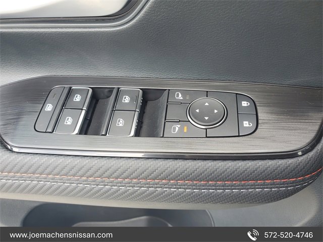 New 2026 Nissan Kicks SR image 23