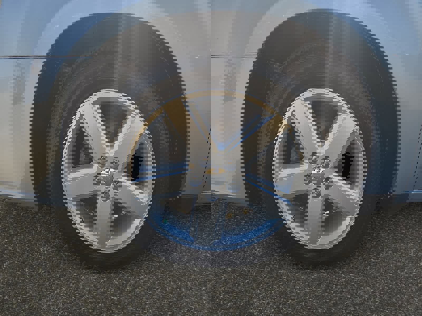 Used 2013 Dodge Avenger SE image 14