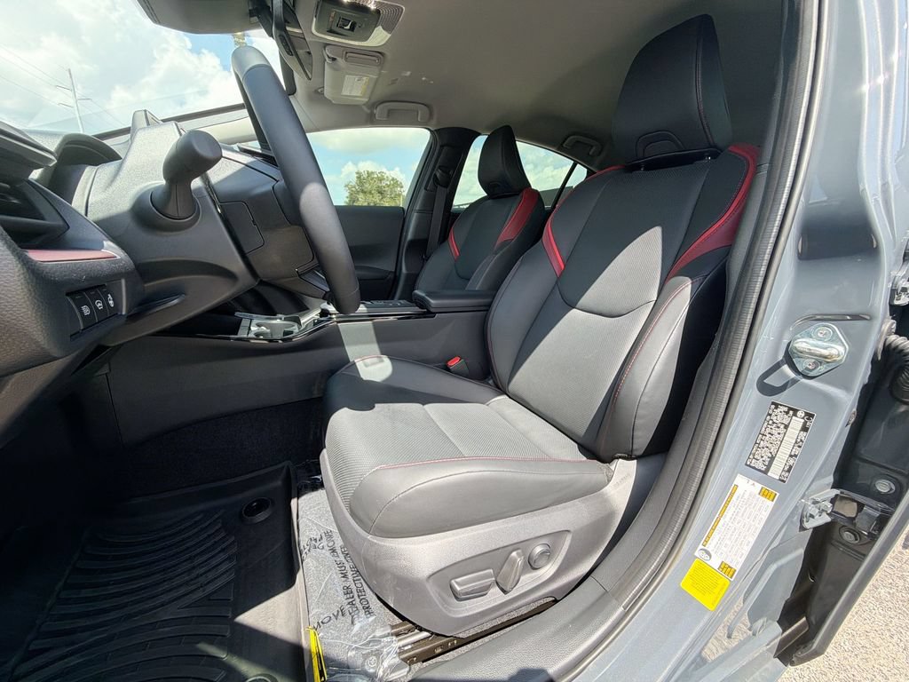 Used 2026 Toyota Prius Plug-In Hybrid FWD image 15