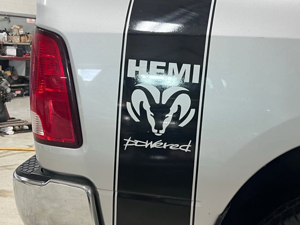 Used 2017 RAM 1500 Classic SLT image 14